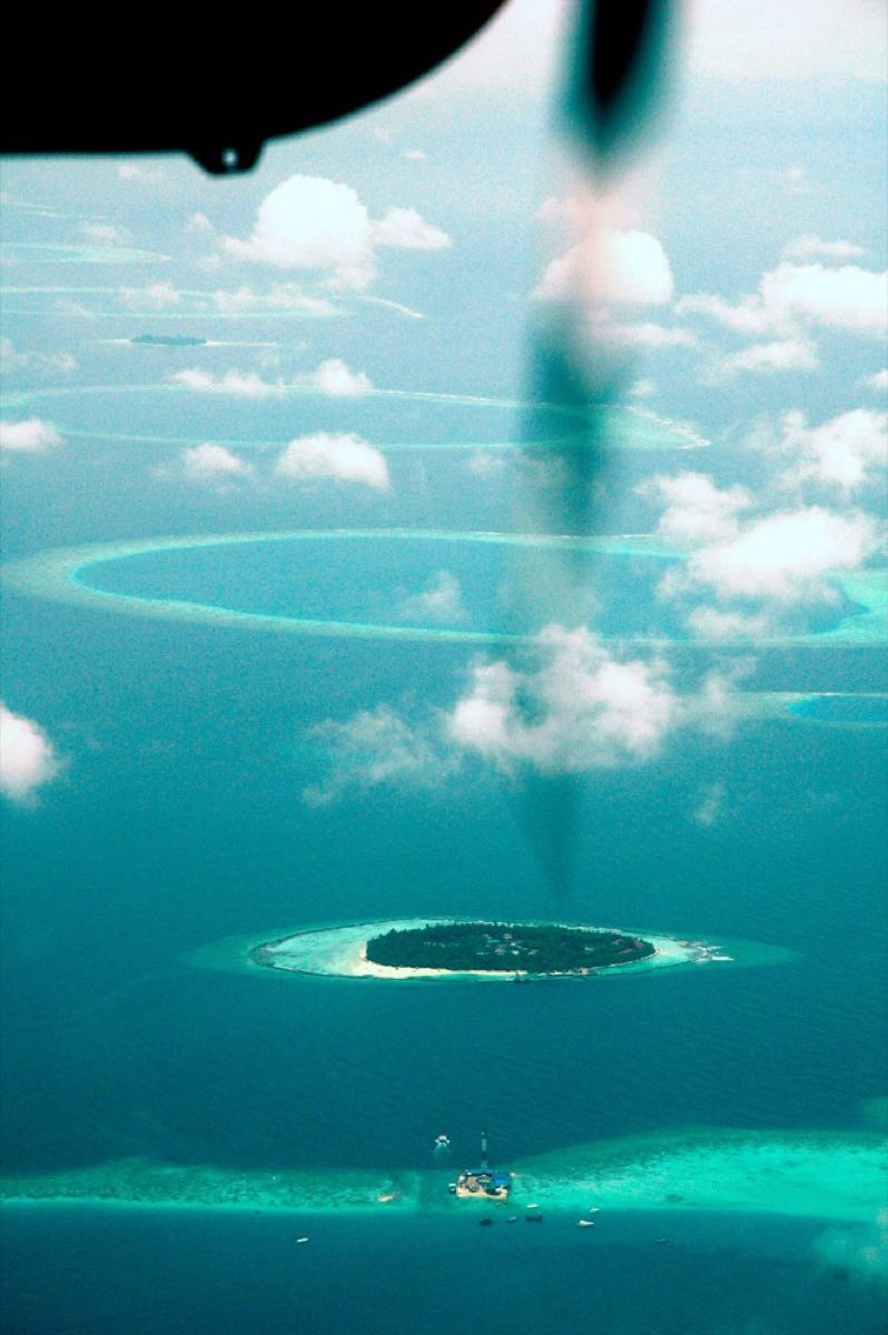 Alifu Dhaalu Atoll from the air